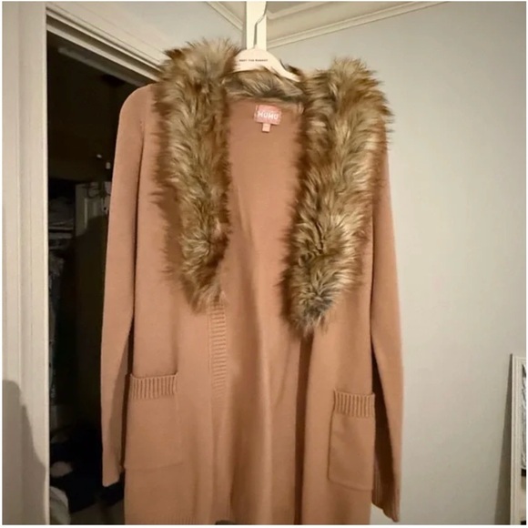 Show Me Your MuMu Cabin Cardigan NWT Sold Out on Revolve - Picture 5 of 7